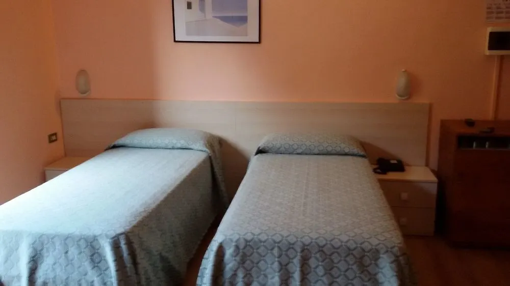 Hotel Europa Sesto San Giovanni 3*,  Italië